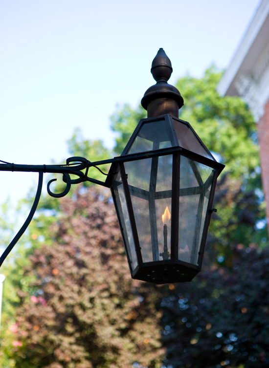 old-town-alexandria-historic-details-gas-lamps-ben-fink
