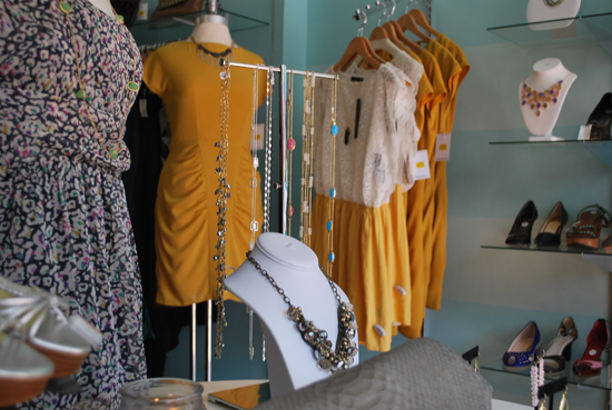 alexandria-va-consignment-shops-current-boutique-old-town-dresses