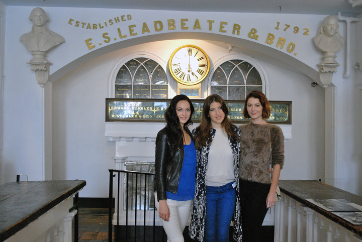 Mercy_Street_cast_at_Stabler-Leadbeater_Apothecary_Museum_CREDIT_M_Enriquez_for_Visit_Alexandria_720x482_72_RGB
