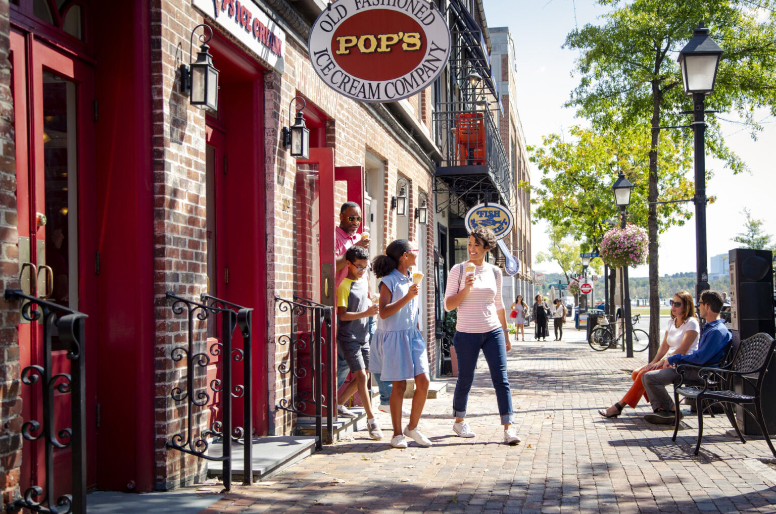 Alexandria Parking Garages, Streets and Handicapped Parking