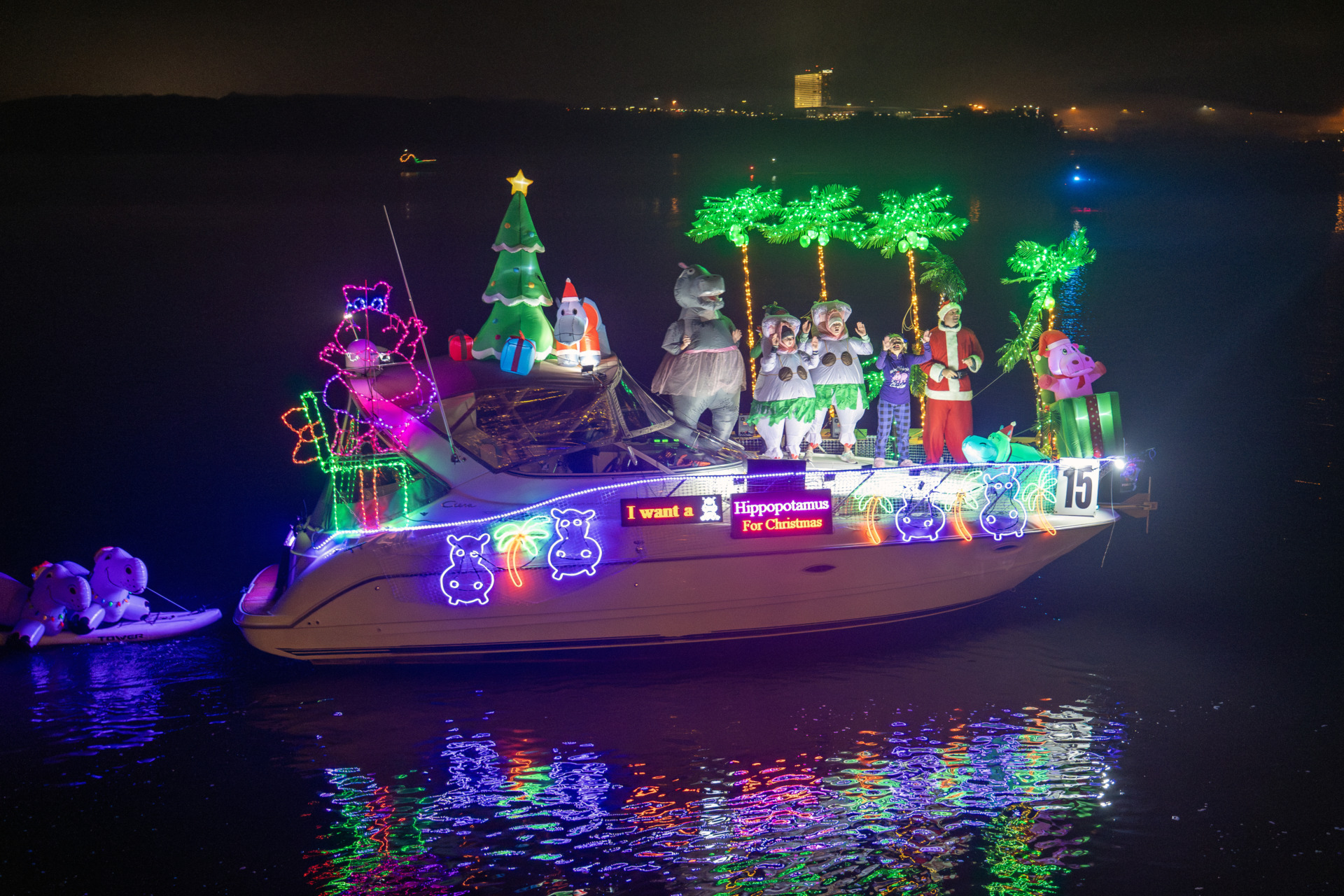 2023 Alexandria Holiday Boat Parade of Lights Winners Gallery Visit